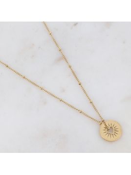 Collier avec pendentif...