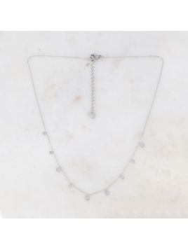 Collier argenté orné de...